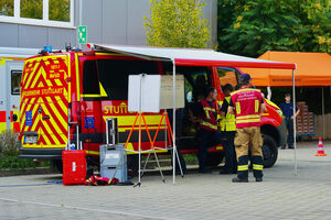 Einsatzleitwagen mit der Drohneneinheit
