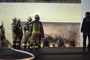 PKW Brand in einer Tiefgarage