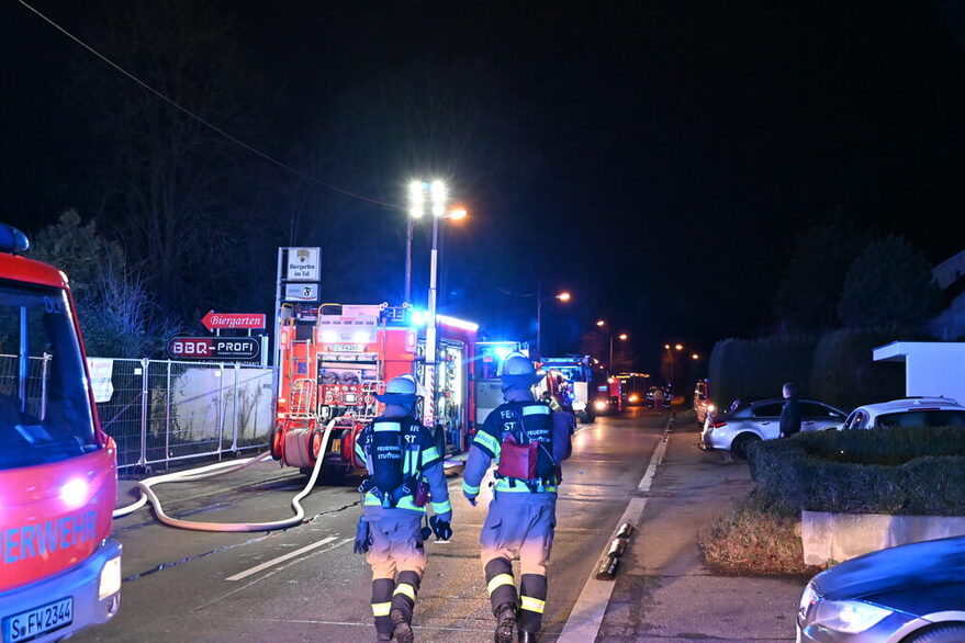 Wohnungsbrand mit Menschenrettung