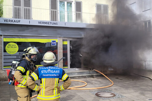 Brand in Wohn- und Geschäftsgebäude