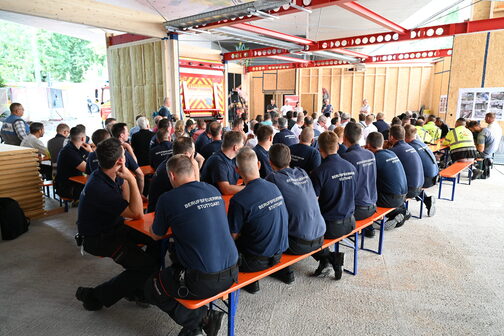 Richtfest Interim Feuerwache 1: Künftige Fahrzeughalle