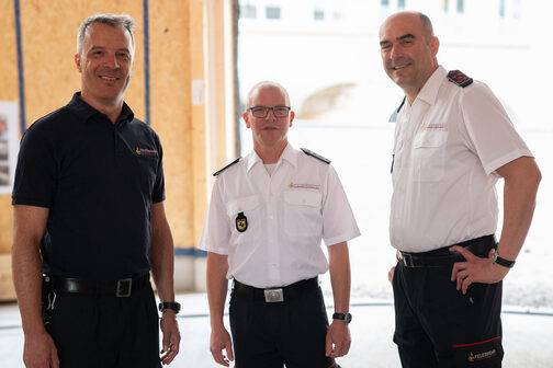 Richtfest Interim Feuerwache 1: Mitarbeiter der Feuerwehr Stuttgart