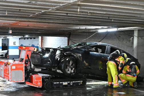Raupenfahrzeug der Werkfeuerwehr Porsche