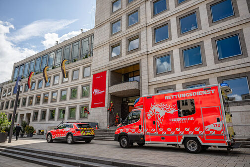 Einsatzfahrzeuge im neuen Design